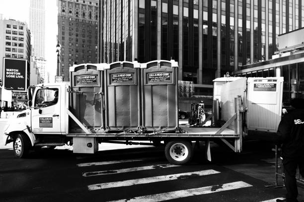 Best Construction site porta potty rental  in Elwood, UT